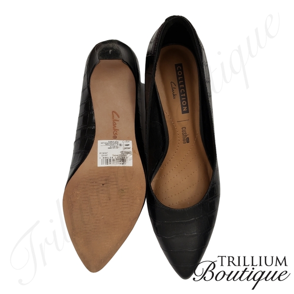 Clark's Women's Kitten Heels Black Croc Crewso Wick Leather Upper 6.5M EUC - Picture 4 of 6